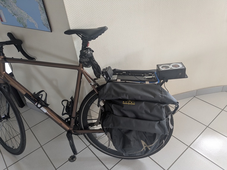 StroogleVelo: Google Street View... for bikes – screenshot 4