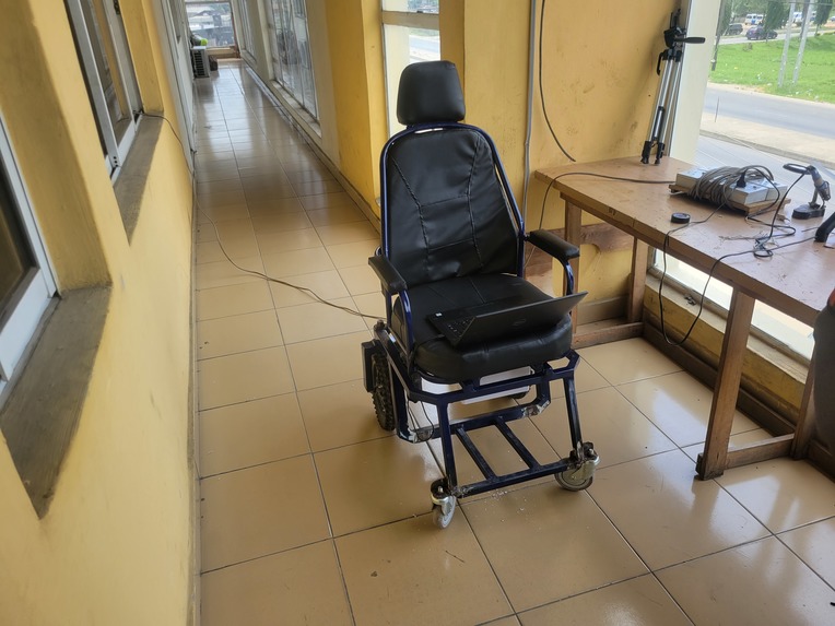 SMART ELECTRIC WHEELCHAIR – screenshot 1