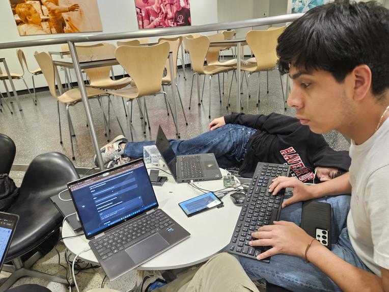 Urban Eyes – screenshot 7