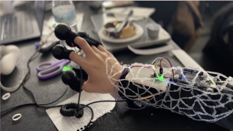 Rain With Me – screenshot 1