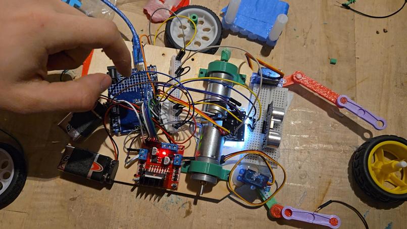 A-MAZE-ing Robot 2 & WinterStream AI – screenshot 2