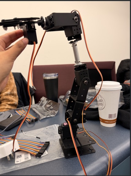 Team S.U.R.J. - Robotic Arm Control – screenshot 3