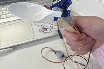 Self Stabilising Spoon