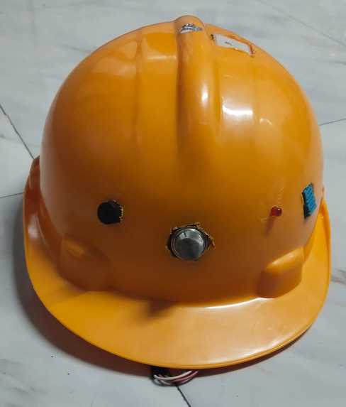 HelmetX–AI-Powered Smart Safety Helmet for Industrial Worker – screenshot 2