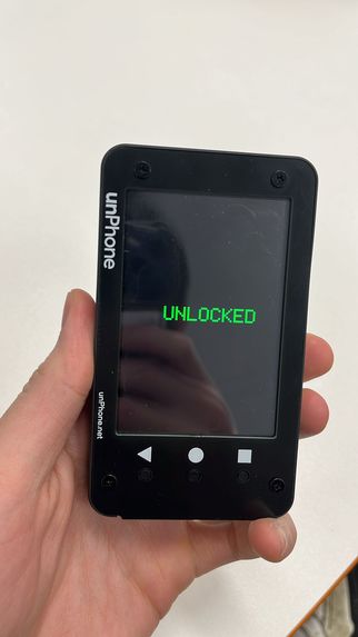 Unusable Phone – screenshot 1