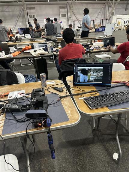 Autonomous Cameraman – screenshot 4