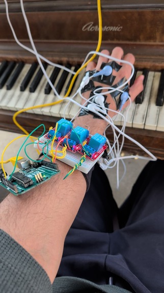 Monday – screenshot 1