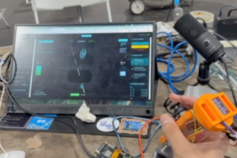 One-handed Drone Simulation