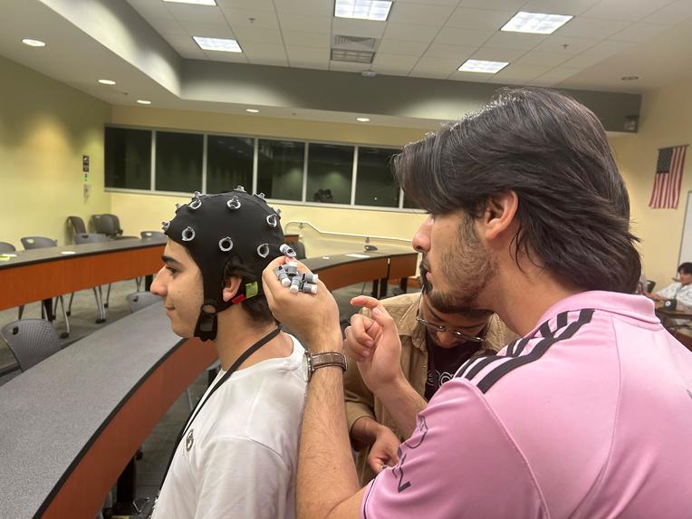 N.O.O.R. - Neuro-Occipital Output Reader – screenshot 1