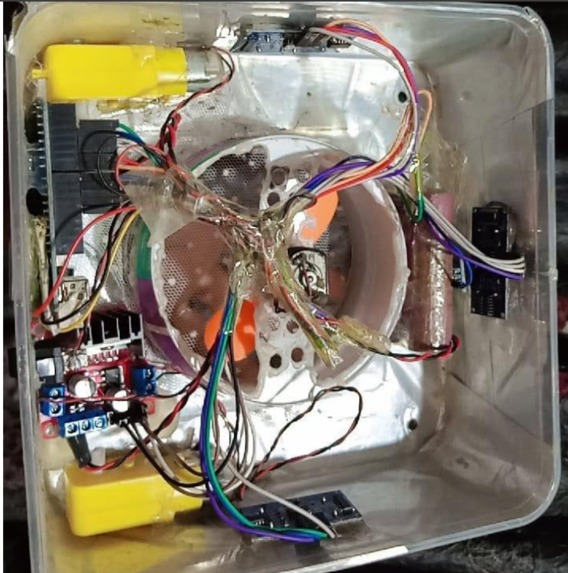Mechano – Smart Autonomous Floor Cleaning Robot – screenshot 4