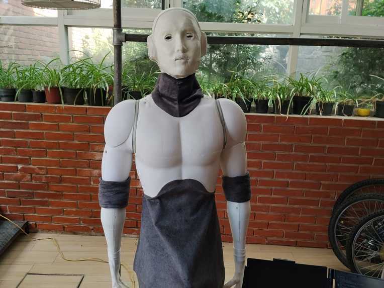 Silex: A robot with built-in AI, a companion for daily life – screenshot 1