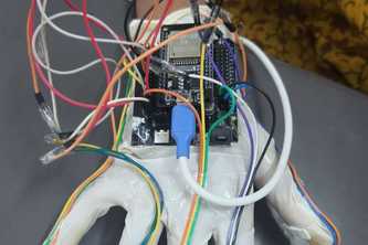 SmartGlove V2: Offline Sign-to-Speech