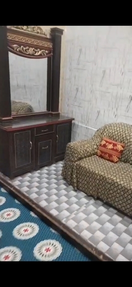 Revolution room – screenshot 2
