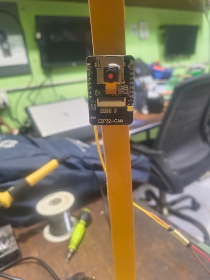 Mobile Web Robotic Arm Control Using MediaPipe – screenshot 2