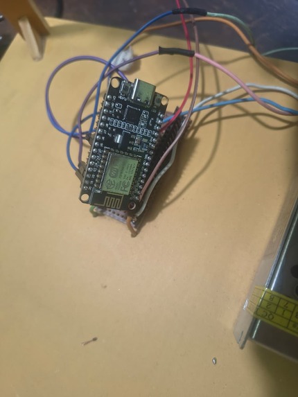 Mobile Web Robotic Arm Control Using MediaPipe – screenshot 5