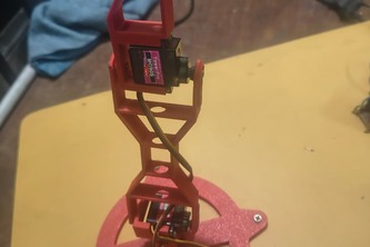 Mobile Web Robotic Arm Control Using MediaPipe