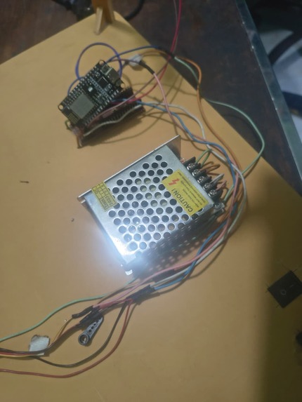 Mobile Web Robotic Arm Control Using MediaPipe – screenshot 6