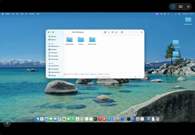 Glassy Desk – screenshot 10