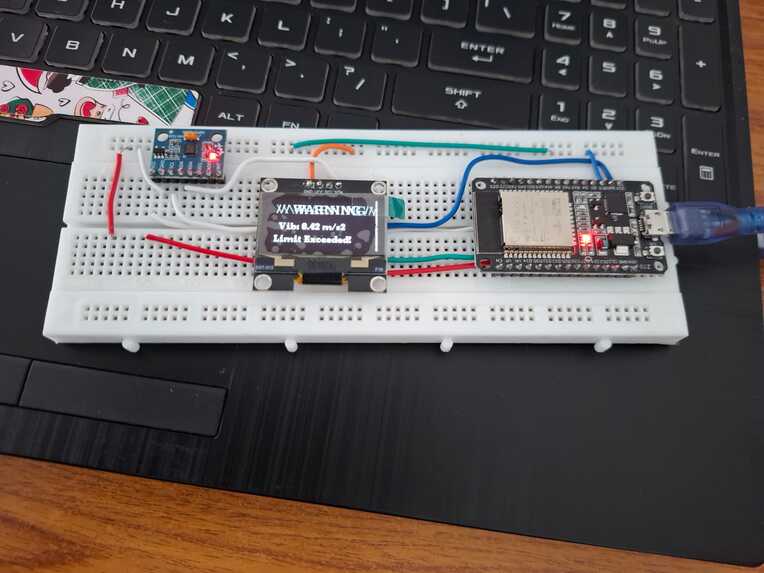 Real-Time Vibration-Based Fault Detector – screenshot 4