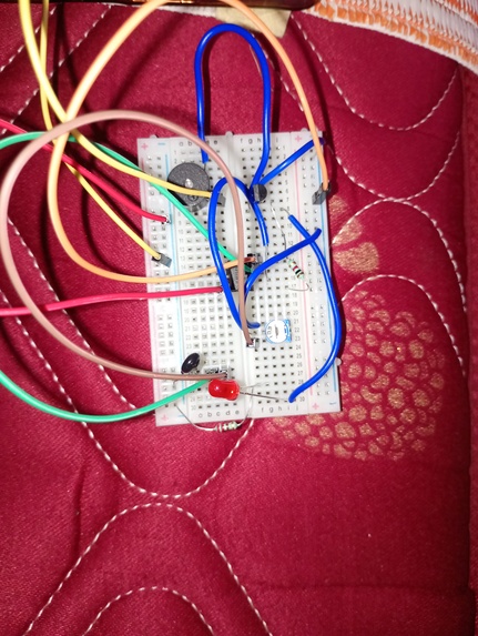 Temprature sensetive alaram circuit  – screenshot 1
