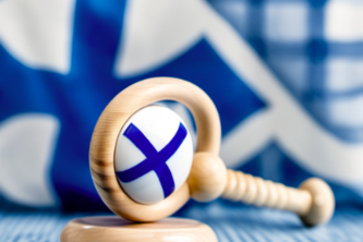 Mary, Queen of Tots - your Scottish AI midwife