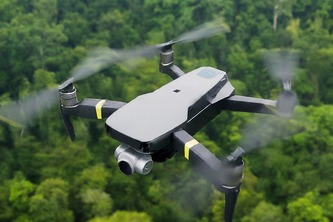 SkyTrace:GPS拒否でのドローン検出と位置特定 