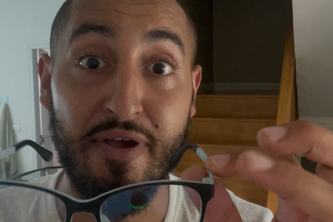 Iris-Zoom Glasses