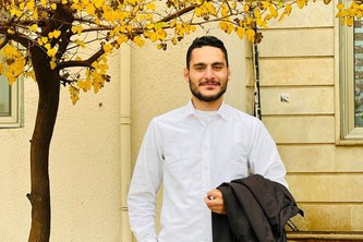 Phoenix: Autonomous UI Navigator