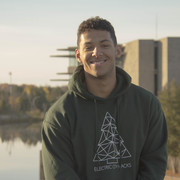 Waun Broderick's avatar