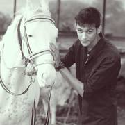 Mahesh Tiwar's avatar