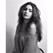 Amira Mansouri's avatar