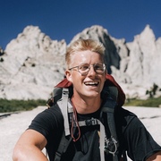 Luke Barwikowski's avatar