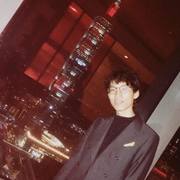 Gene Yen (嚴中君)