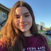 Júlia Gonzaga's avatar