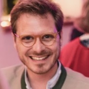 Victor Naumann's avatar