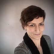 diana cehaja's avatar