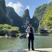 Tuyen Hoang's avatar