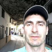Simon Kamenkovich's avatar