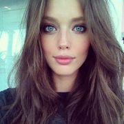 Anna Rosa's avatar
