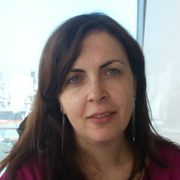 Rania Zarka's avatar