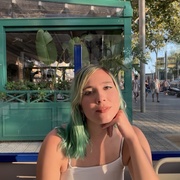 Amanda Esposito's avatar