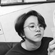 Christina Natalia's avatar