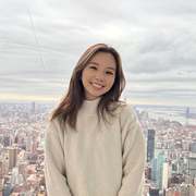 Vanessa Lee's avatar