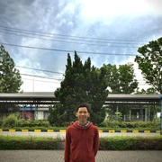 Iqbal Fauzi's avatar