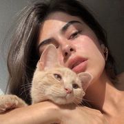 rosha zee's avatar