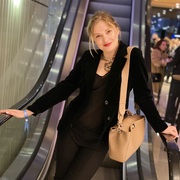 Kseniia Lutsenko's avatar