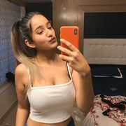 diya sharmax's avatar