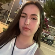 Nazli Ergok's avatar