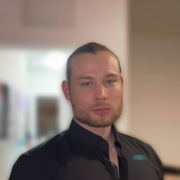 Rostislav Iskandirov