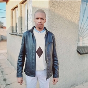 Lehlohonolo Leshoro's avatar